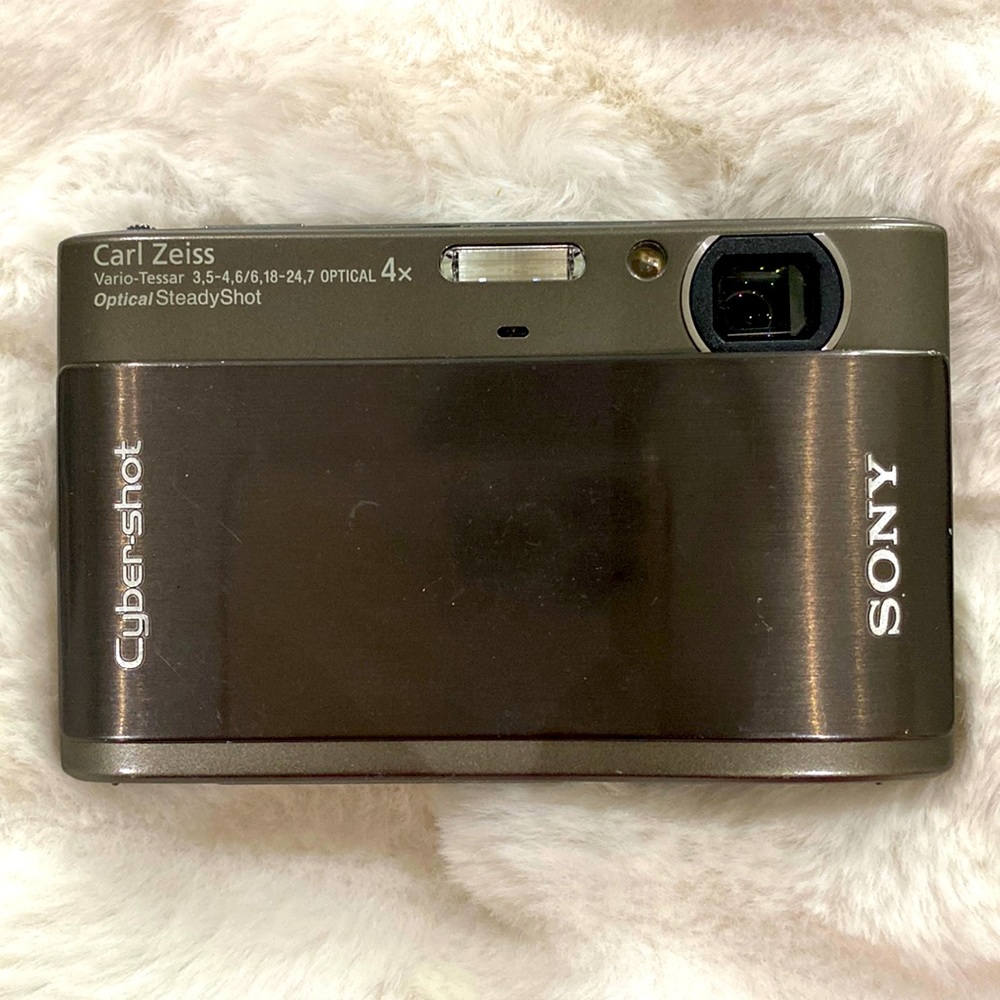Sony cyber shot camera